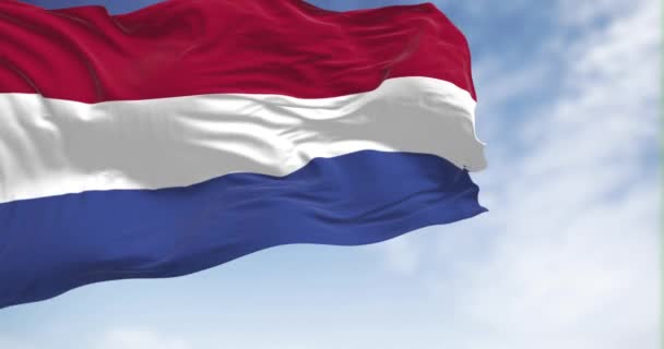 Nederländernas Flagga Vinkar Vinden Solig Dag Flagga Med Röda Vita — Stockvideo
