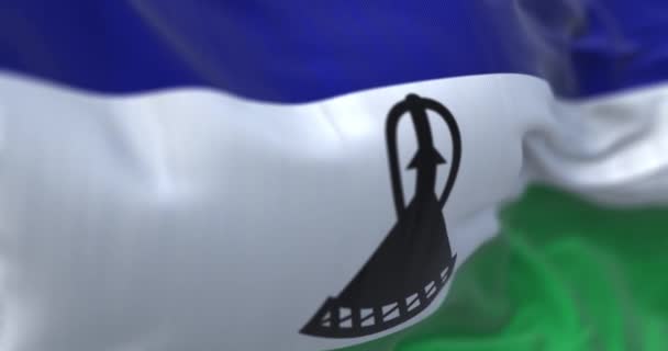 Detail Vlající Národní Vlajky Lesotha Vodorovně Modrá Bílá Zelená Černým — Stock video