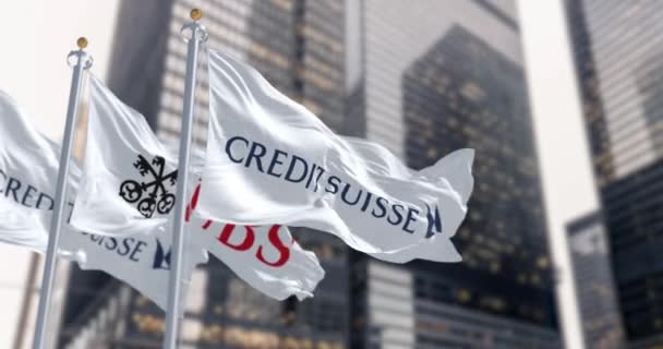 Curych Březen 2023 Vlajky Credit Suisse Ubs Vlály Větru Finanční — Stock video