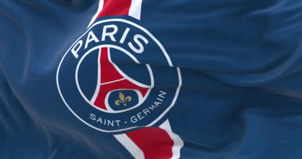 2023年3月 法国巴黎 圣日耳曼足球俱乐部的旗帜飘扬 Psg是一家位于巴黎的职业足球俱乐部 3D渲染动画 慢动作无缝圈 有选择的重点 后续行动 — 图库视频影像