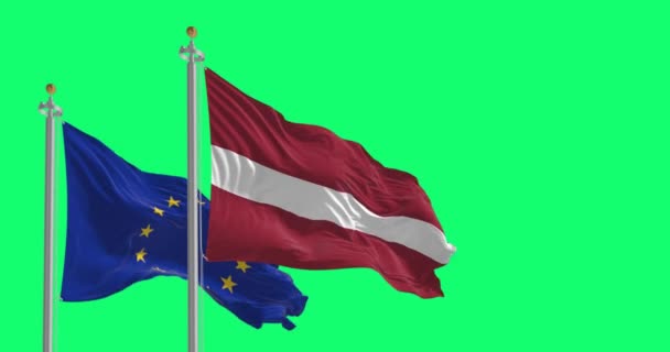 Флаги Латвии Европейского Союза Развеваются Зеленом Фоне Бесшовная Анимация Зеленый — стоковое видео