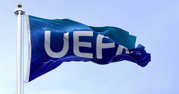 Nyon April 2023 Bendera Dengan Logo Uefa Melambai Dalam Angin — Stok Foto