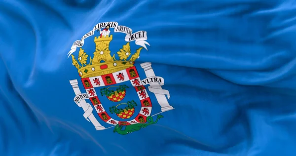 メリラの旗を振っての詳細 スペインの自治都市 中央に腕の都市のコートと淡い青の背景 3Dイラストレンダリング 選択的フォーカス 接近中だ フラッタ生地 — ストック写真