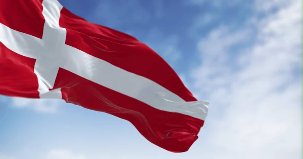 Данський Національний Прапор Розмахує Вітром Ясний День Королівство Данія Північна — стокове фото