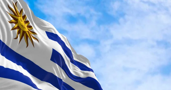 Uruguay National Flagga Fladdrar Vinden Solig Dag Horisontella Ränder Vit — Stockfoto