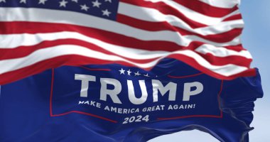 Arlington, ABD, Mart 2023: Donald Trump seçim kampanyasının bayrakları ve ABD bayrağı sallanıyor. 2024 ABD başkanlık seçimi. Resimli 3d illüstrasyon oluşturucu