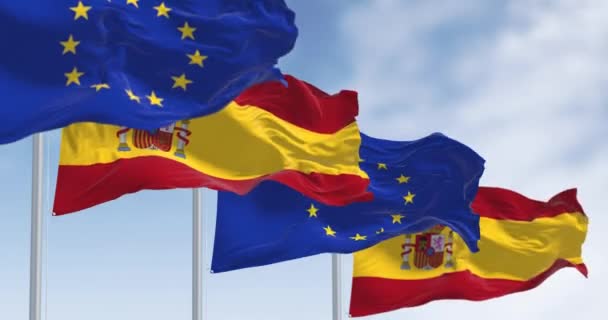 Spanje Europese Unie Wapperen Wind Een Zonnige Dag Lidstaat Van — Stockvideo