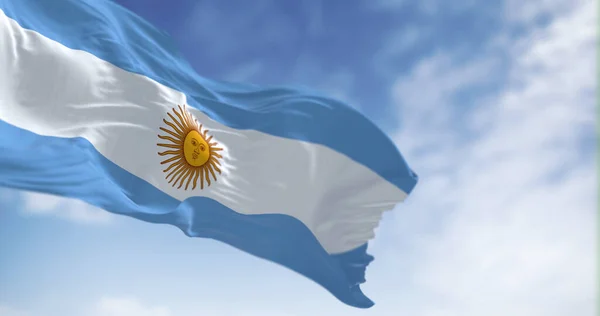 Argentina National Flagga Fladdrar Vinden Solig Dag Tre Lika Blå — Stockfoto