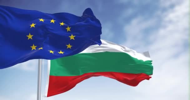 Bulgariens Och Europeiska Unionens Flaggor Viftar Klar Dag Ledamot Januari — Stockvideo