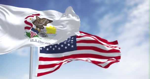 Illinois Flaggan Viftar Med Amerikas Förenta Staters Nationalflagga Klar Dag — Stockvideo