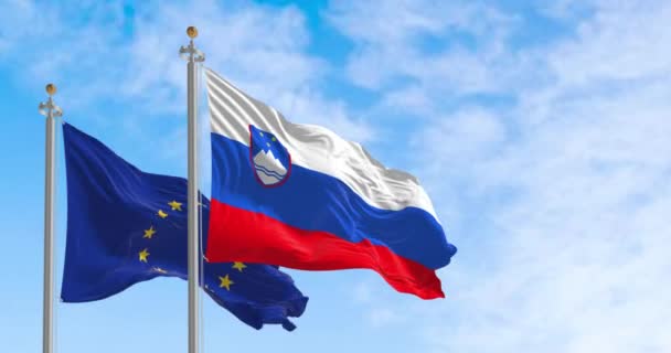 Прапори Словенії Європейського Союзу Махають Ясний День Член Європейського Союзу — стокове відео