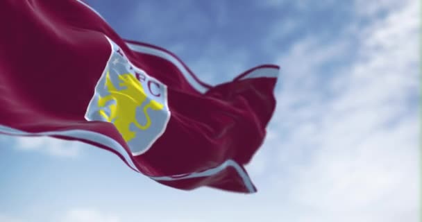 Birmingham Lutego 2023 Macha Flaga Klubu Piłkarskiego Aston Villa Angielska — Wideo stockowe
