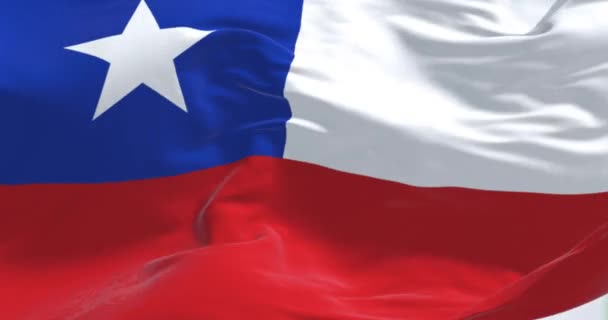 Крупный План Размахивания Национальным Флагом Чили Красно Белый Голубым Квадратом — стоковое видео