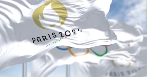 Paris Mayıs 2023 Paris 2024 Olimpiyat Oyunları Bayrakları Rüzgarda Sallanıyor — Stok video