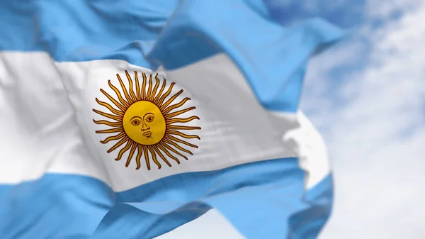 Аргентинский Национальный Флаг Развевается Ветру Солнечный День Три Равных Синие — стоковое фото