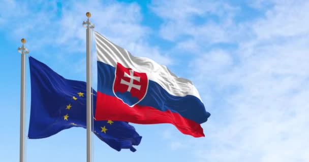 Slovakya Avrupa Birliği Bayrakları Açık Bir Günde Dalgalanıyor Slovakya Avrupa — Stok video