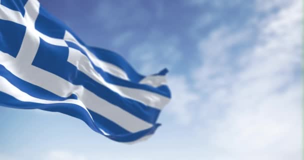 Bandera Nacional Grecia Ondeando Viento Día Claro Rayas Azules Blancas — Vídeo de stock