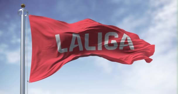 Madrid Spa Julio 2023 Bandera Liga Ondeando Día Despejado Top — Vídeos de Stock