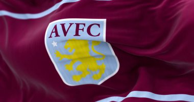 Birmingham, İngiltere, 20 Temmuz 2023: Aston Villa Futbol Kulübü bayrağı dalgalanması. Aston Villa, İngiliz profesyonel futbol kulübüdür. İllüstrasyon 3d illüstrasyon canlandırması. Yakın plan.