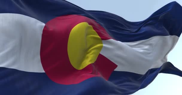 Primo Piano Della Bandiera Dello Stato Del Colorado Che Sventola — Video Stock
