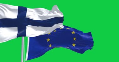 Finlandiya ve Avrupa bayrağı rüzgarda dalgalanıyor. Finlandiya Avrupa Birliği 'ne 1995 yılında katıldı. Kusursuz 3D canlandırma animasyonu. Yeşil ekran. Krom anahtar. Yavaş çekim döngüsü. 4K