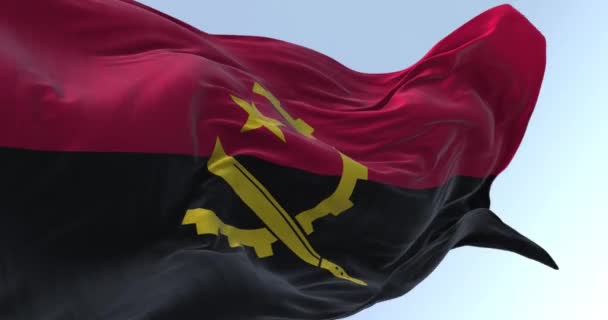 Drapeau National Angola Agitant Jour Clair Deux Bandes Horizontales Rouge — Video