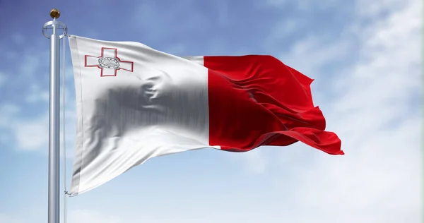 Государственный Флаг Мальты Размахивающий Ветру Ясный День Белый Красный Георгиевским — стоковое фото