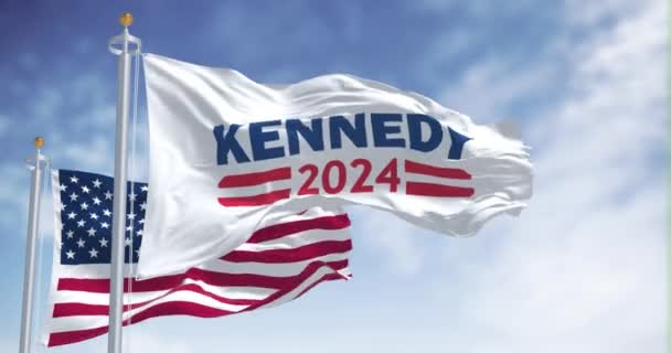 2023年4月12日 美国华盛顿特区 肯尼迪2024年总统初选 竞选旗在美国国旗下飘扬 无缝3D渲染动画 慢动作回圈有选择的重点 — 图库视频影像