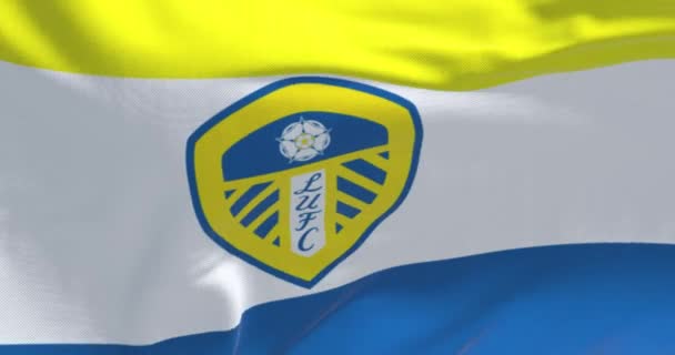 Leeds Reino Unido Septiembre 2023 Primer Plano Bandera Leeds United — Vídeo de stock