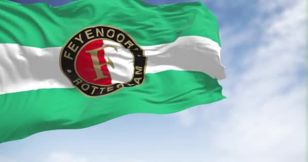 Rotterdam Ned Septiembre 2023 Vista Cerca Del Feyenoord Ondeando Bandera — Vídeo de stock