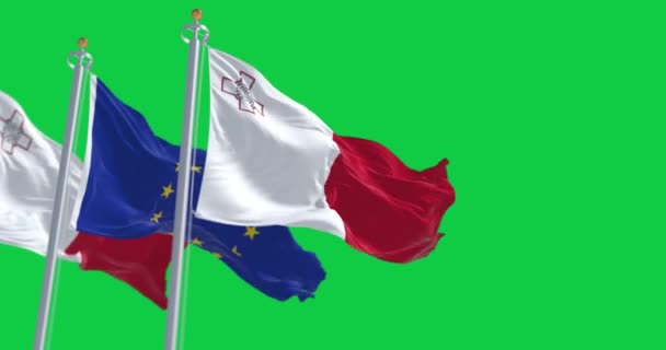 Прапори Мальти Європейського Союзу Махають Вітром Ізольовано Зеленому Тлі Безшовна — стокове відео
