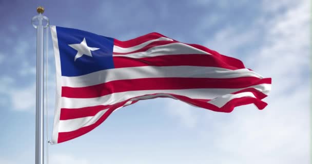 Bandeira Nacional Libéria Acenando Dia Claro Listras Horizontais Vermelhas Brancas — Vídeo de Stock