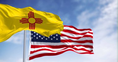 New Mexico eyalet bayrağı açık bir günde Amerikan bayrağıyla dalgalanıyor. Birleşik Devletler 'in güneybatısında. 3D illüstrasyon canlandırıcı. Dalgalanan kumaş