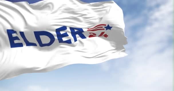 2023年6月20日 アメリカ合衆国ジャージーシティ ラリー エルダー2024年大統領選挙旗が明確な日に掲げられた シームレスな3Dレンダリングアニメーションループ スローモーション 選択的な焦点 2024年アメリカ合衆国大統領選挙 — ストック動画
