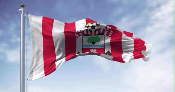 Southampton Inggris Oktober 2023 Bendera Southampton Football Club Mengibarkan Angin — Stok Video