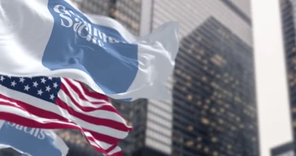 New York Augustus 2023 Goldman Sachs Bank Amerikaanse Vlaggen Wapperen — Stockvideo