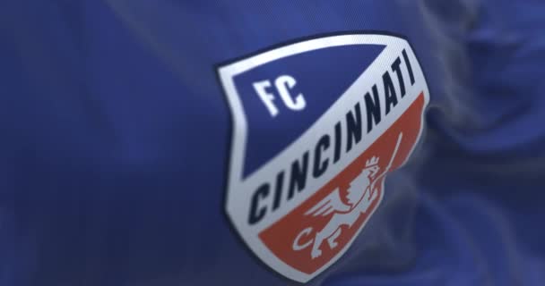 Cincinnati Oct 2023 Primer Plano Del Cincinnati Ondeando Bandera Club — Vídeos de Stock
