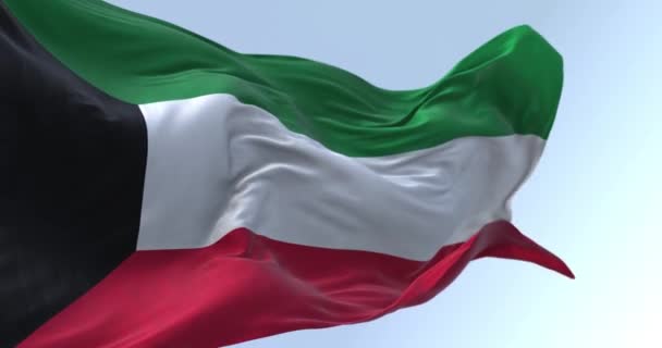 Close Bandeira Nacional Kuwait Acenando Vento Bandas Horizontais Verde Branco — Vídeo de Stock
