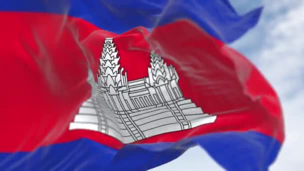 Κοντινό Πλάνο Της Καμπότζης Εθνική Σημαία Κυματίζει Τρεις Ζώνες Μπλε — Αρχείο Βίντεο
