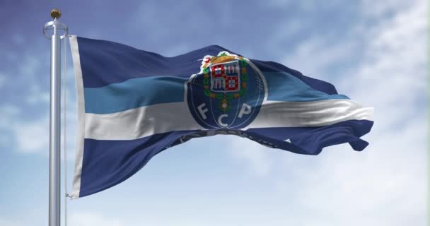 Porto Octubre 2023 Bandera Del Porto Ondeando Viento Día Despejado — Vídeos de Stock