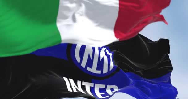 Milan Septiembre 2023 Banderas Del Club Fútbol Inter Italia Ondeando — Vídeos de Stock