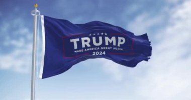 Arlington, ABD, OKT. 21 2023: Donald Trump seçim kampanyası bayrağı açık bir günde dalgalanıyor. 2024 ABD başkanlık seçimi. Kusursuz 3 boyutlu animasyon. Yavaş çekim döngüsü
