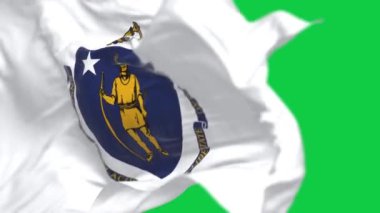 Massachusetts eyalet bayrağının yakın çekimi yeşil ekranda izole edildi. Kusursuz 3D canlandırma animasyonu. Krom anahtar. Yavaş çekim döngüsü. 4 bin. Seçici odak.