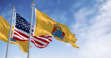 New Jersey eyaletinin bayrakları açık bir günde Amerikan bayrağıyla dalgalanıyor. Amerikan bayrağı. Gurur ve toplum konsepti. 3D illüstrasyon canlandırıcı. Dalgalanan kumaş. Seçici odak