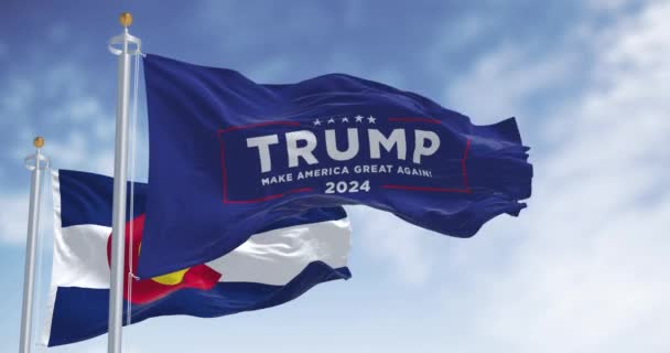 12월20일 2023년 콜로라도 국기와 흔들리는 트럼프 2024년 캠페인 2023년 12월 — 비디오