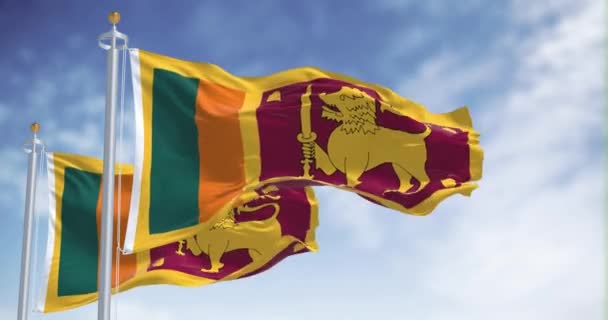 Dos Banderas Nacionales Sri Lanka Ondeando Día Claro País Insular — Vídeos de Stock
