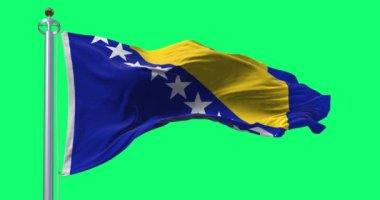 Bosna-Hersek 'in bayrağı yeşil arka planda izole bir şekilde dalgalanıyor. Kusursuz 3D canlandırma animasyonu. Krom anahtar. Yavaş çekim döngüsü. Yeşil ekran. 4K