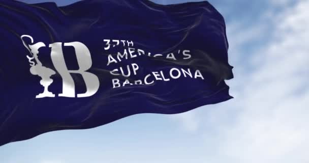 Βαρκελώνη Ιανουαρίου 2024 Σημαίες Του Αμερικανικού Κυπέλλου Κυματίζουν Στον Άνεμο — Αρχείο Βίντεο