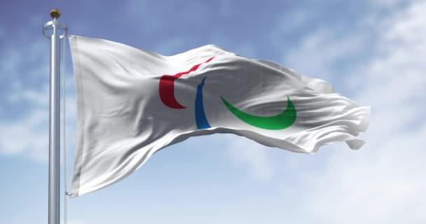 Bonn Febrero 2024 Bandera Paralímpica Ondeando Día Despejado Los Juegos — Vídeos de Stock
