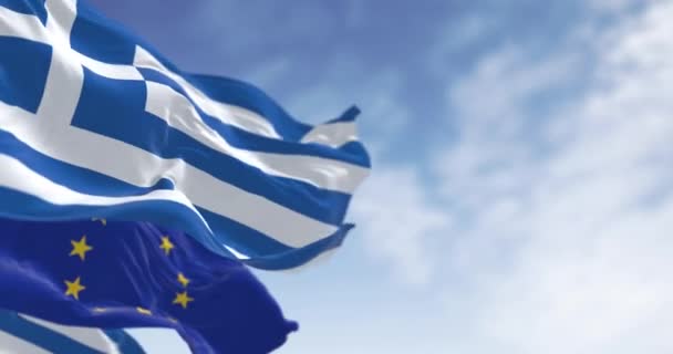 Griechische Nationalflaggen Wehen Wind Mit Flaggen Der Europäischen Union Nahtlose — Stockvideo